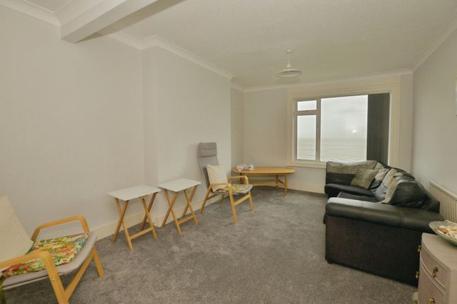 4 Finedon House,, Marine Parade, Kent photo 2