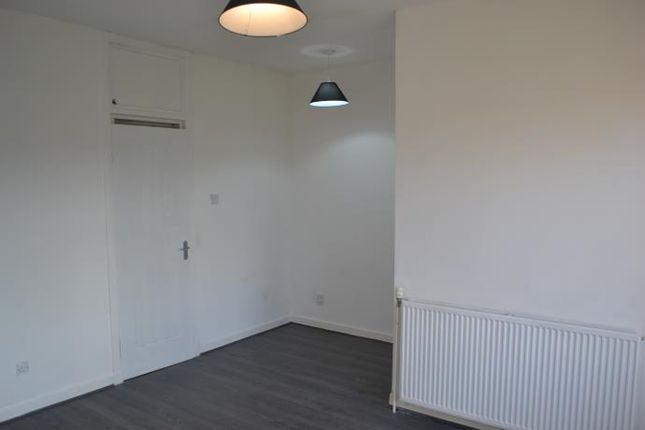 Flat to rent in St. Margarets Place, Glasgow