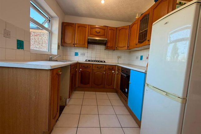 58, Roman Road, Luton photo 4