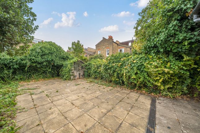 179, Clonmore Street, London photo 4