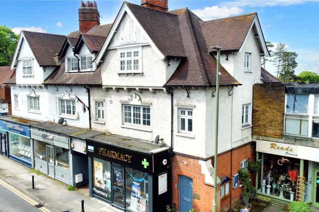 Thumbnail Flat to rent in High Street, Oxshott, Leatherhead, Surrey