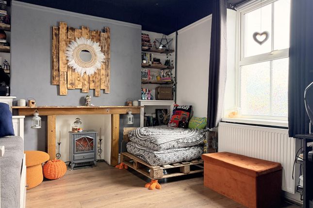 4, Heol Llanelli, Kidwelly photo 4