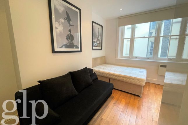 Flat 9, 33A Villiers Street, Greater London photo 4