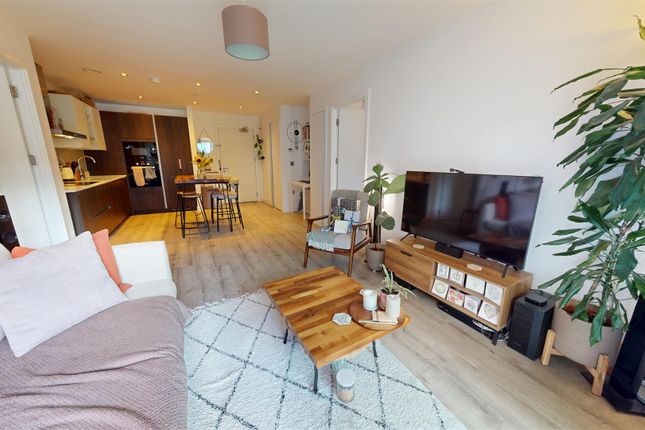 Apartment 207, The Bellows. 12 Lockside Lane, Salford photo 3