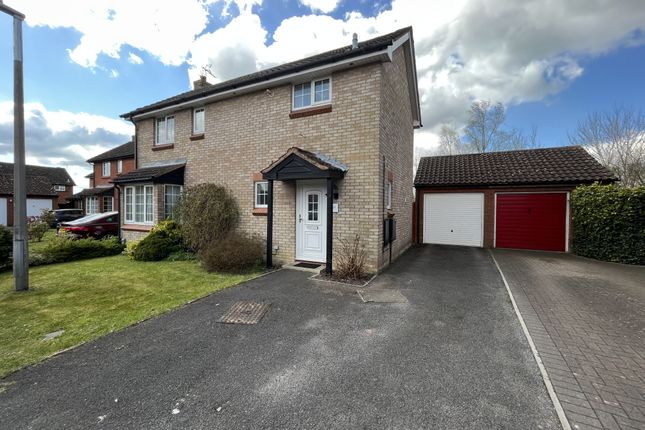 Thumbnail Detached house to rent in Downland Road, Swindon, Wiltshire