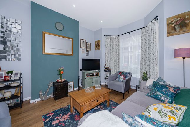 46 Old Southend Road, Southend-On-Sea photo 3