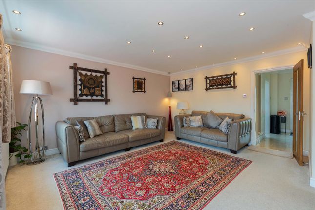 1, Burgett Road, Slough photo 3