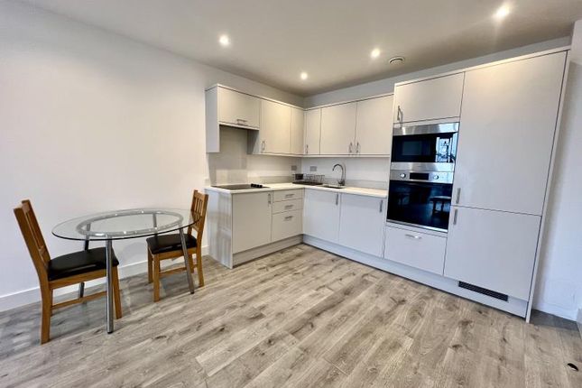 Thumbnail Flat to rent in Obelisk Way, Camberley