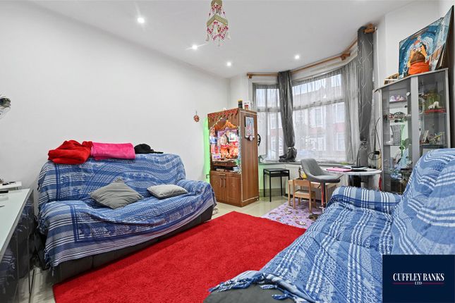 4, Westbury Avenue, Middlesex photo 3