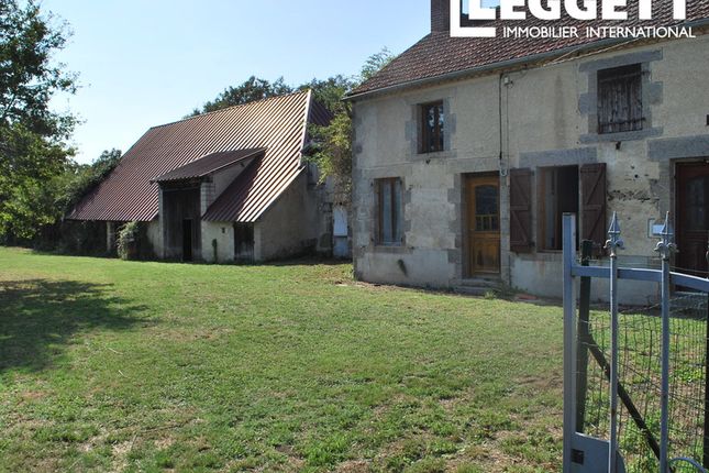 Thumbnail Villa for sale in Azat-Le-Ris, Haute-Vienne, Nouvelle-Aquitaine