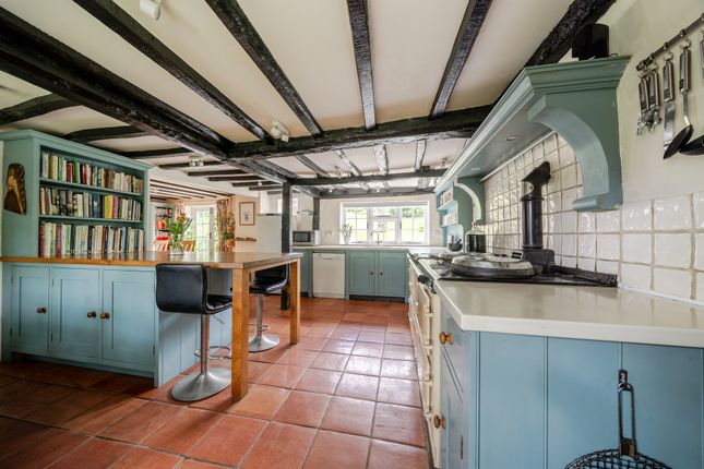 Weavers Cottage, Mildenhall, Marlborough photo 2
