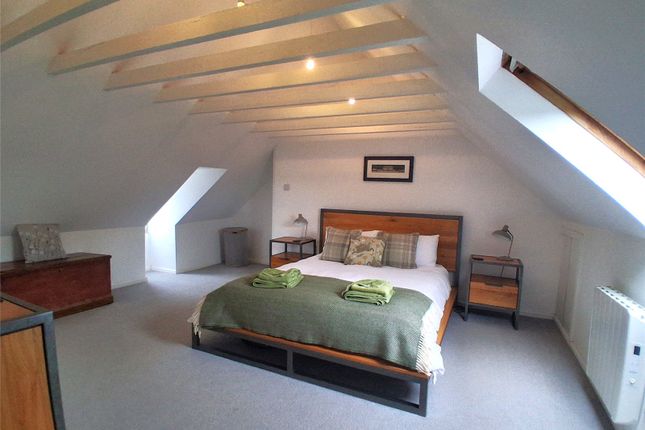 St. James Street, Pembrokeshire photo 4