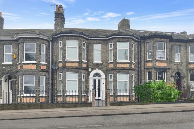 Thumbnail Terraced house for sale in Alexandra Road, Lowestoft