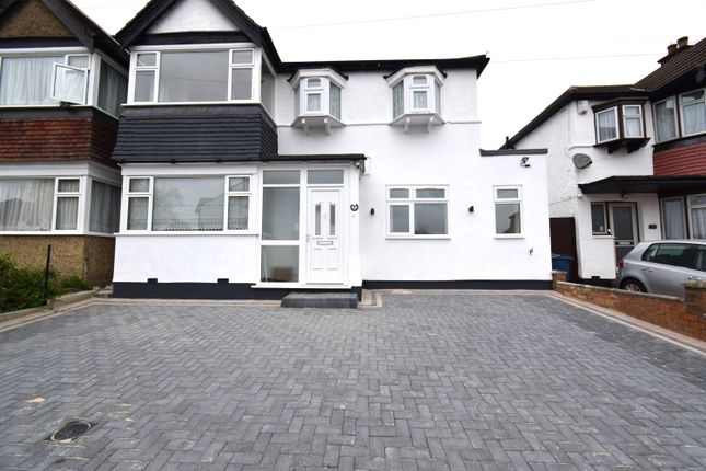 32, Dunster Way, South Harrow photo 2