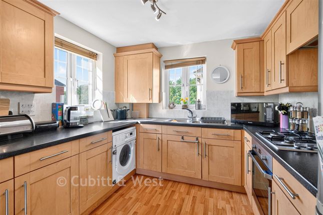 34, Baxendale Road, Chichester photo 2