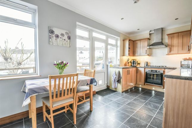 End terrace house for sale in Lawrence Grove, Dursley