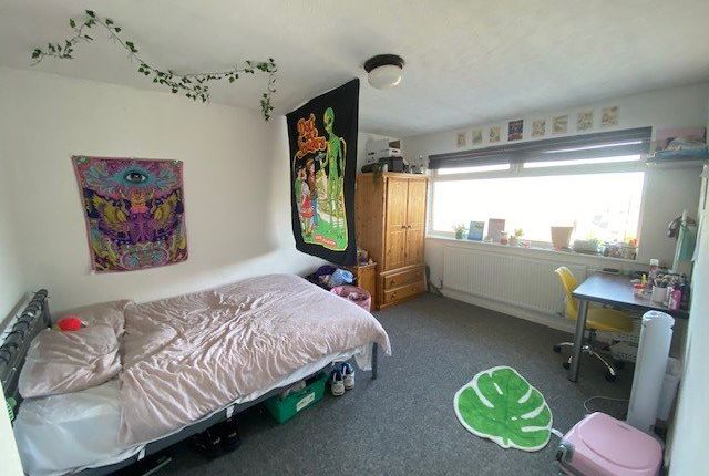 23, Canfield Close, East Sussex photo 4