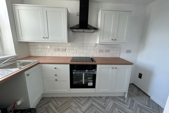 47, Courtney Street, Swansea photo 2