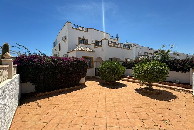 Semi-detached house for sale in Urbanización La Marina, San Fulgencio, Costa Blanca South, Costa Blanca, Valencia, Spain