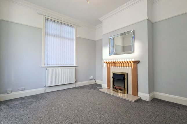106, Darlington photo 2