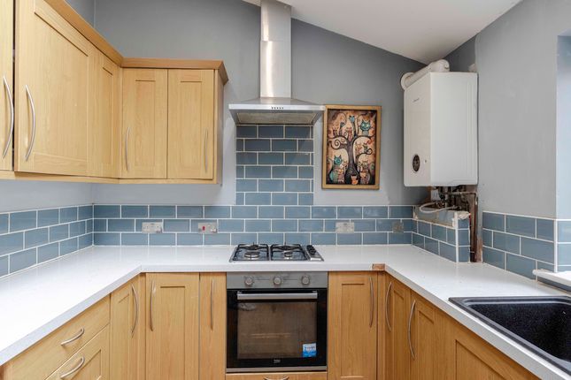 31 Horsecastle Farm Road, Bristol photo 3