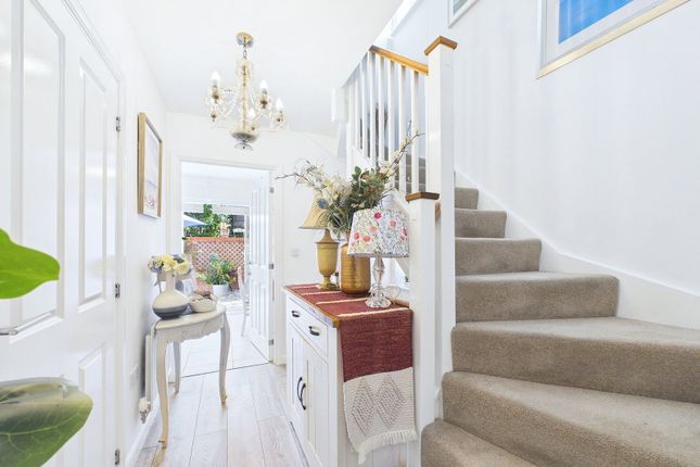 18, Linnet Road, Hemel Hempstead photo 3