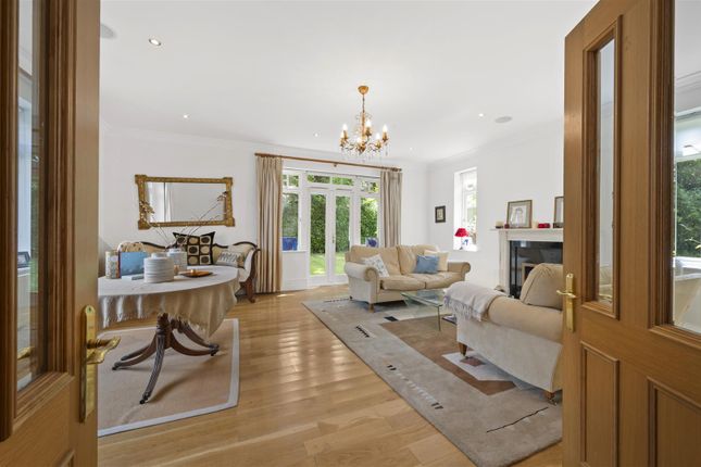 29, Bathgate Road, Wimbledon photo 2