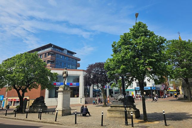 Thumbnail Flat for sale in The Cloisters, Great Western Street, Aylesbury