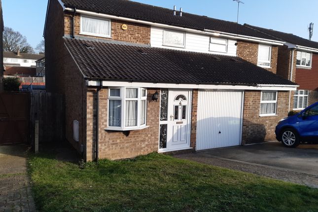 Thumbnail Semi-detached house to rent in Brill Close, Luton