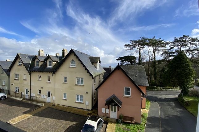 Flat for sale in St. Brides Hill, St. Brides Hill, Saundersfoot SA69