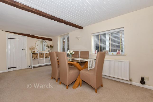 Butlers Farm House, Horseshoes Lane, Maidstone photo 3