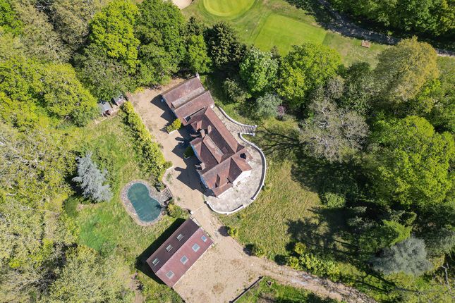 Crabapple Court, Oxshott Road, Oxshott photo 2