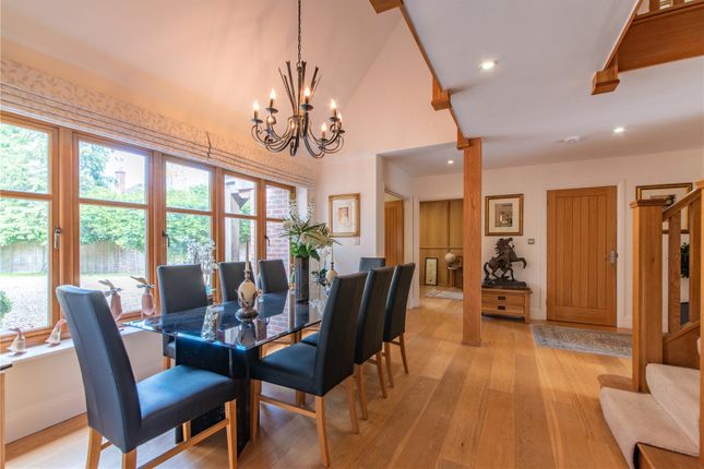 Silverwood House,, Bucklebury Alley, Thatcham photo 4