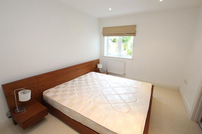 2, Bonham House, Woking photo 5