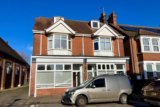 Thumbnail Duplex to rent in Hatfield Road, St Albans