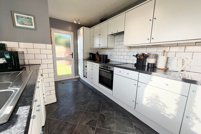 5, Ladymead Close, Whaddon photo 4