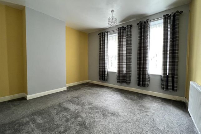 Snydale Road, Barnsley photo 5