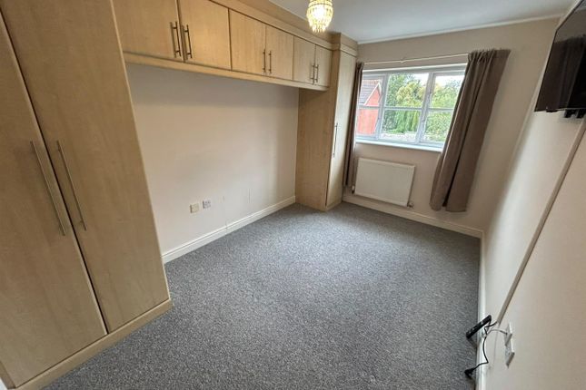 Cwrt Peris, Apartment 8, Colwyn Crescent, Colwyn Bay photo 4