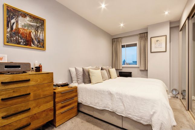 Flat for sale in Loxley Court, St James, Nottingham, Nottinghamshire