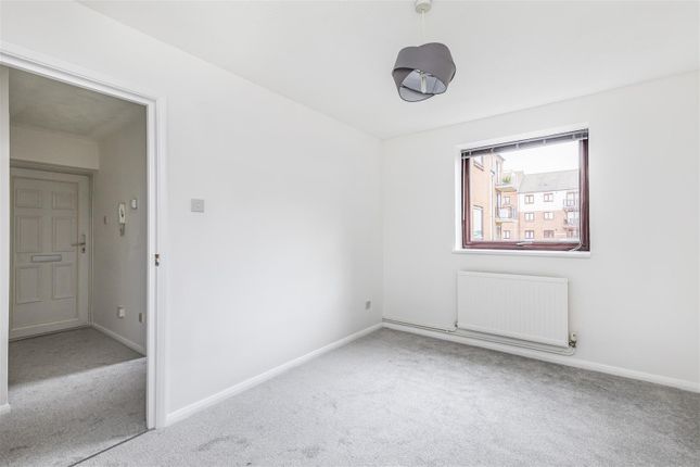 109, Ferry Road, Southsea photo 4