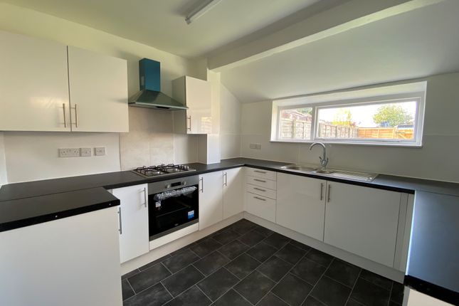 Southampton Road, Eastleigh photo 4