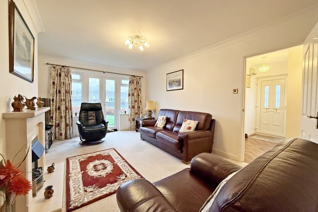 Cwm Cottage, Bryn Henllan, Pontyclun photo 3