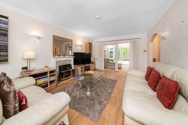 Detached house for sale in Barnards Place, South Croydon, Surrey