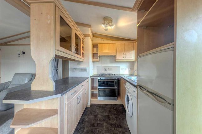 54, Haven Village, Brightlingsea photo 4