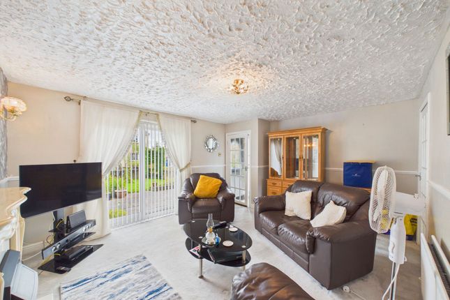 171 Mill Hill, Cleator Moor photo 4