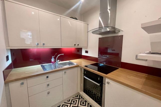 8/5, Edina Place, Edinburgh photo 4
