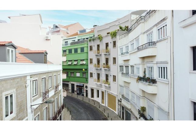 Apartment for sale in Santo António, Lisboa, Lisboa