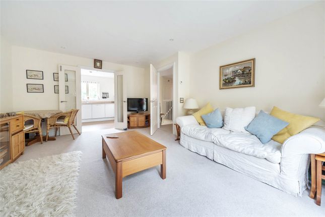 Flat for sale in Spence Close, Bishopstoke Park, Eastleigh, Hampshire
