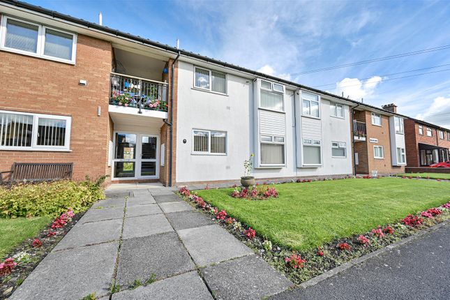 Thumbnail Flat for sale in Beacon Court, Goosnargh, Preston