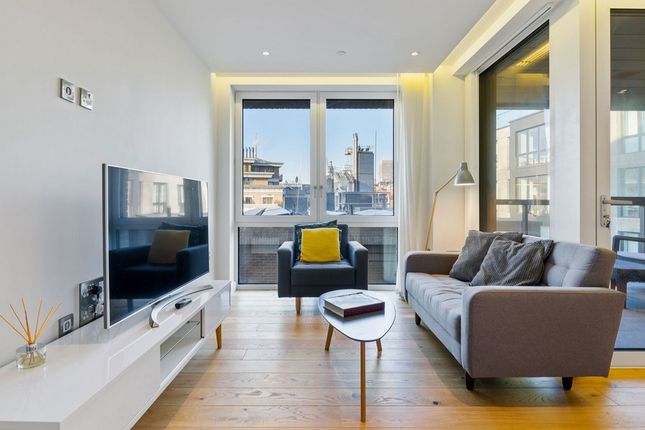 Flat 34 Ashley House, 3, Monck Street, London photo 3